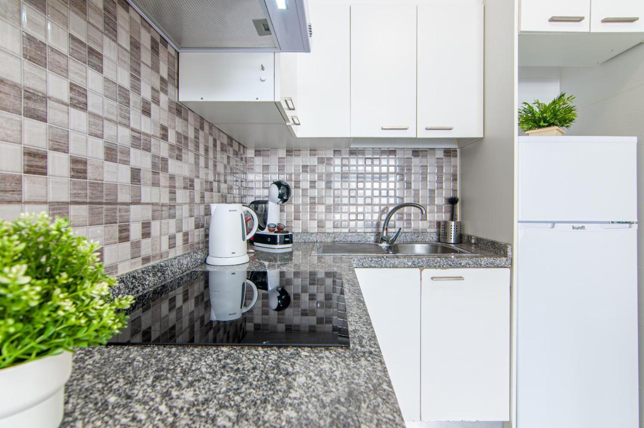 Central 2 Bedroom Apartment Playa De Las Americas Exteriör bild